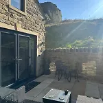 The Old Quarry Hideaway Country house *